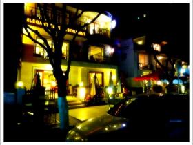 漫步西提咖啡馆:享受巴黎时光