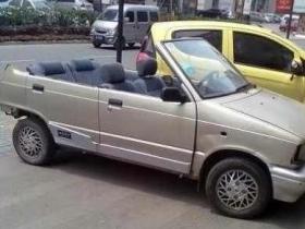 厦门街拍:两辆全球限量版的拉风车