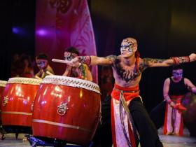 台湾九天民俗技艺团<九天战鼓>