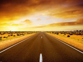 高速公路:节假日取消收费 免费通行