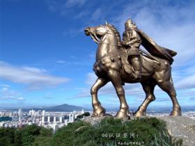 马到成功：泉州郑成功骑马雕像